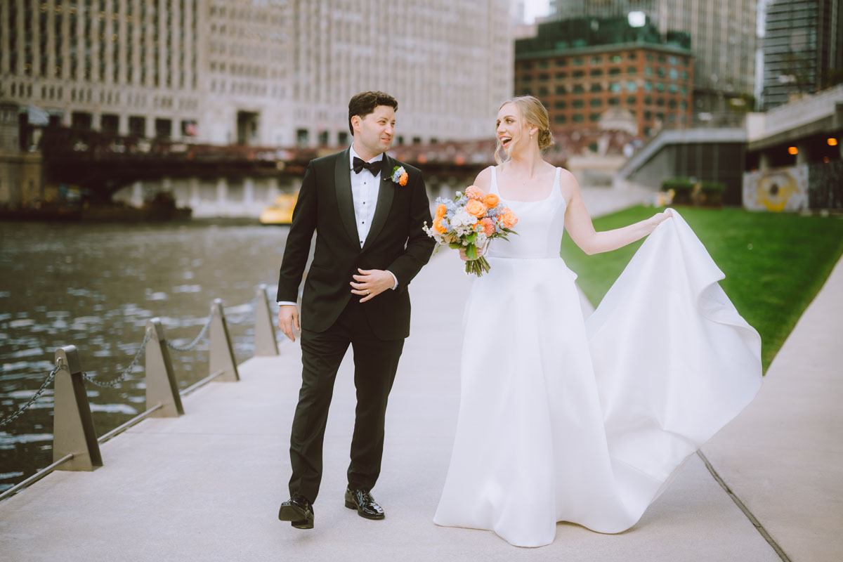 chicago riverwalk wedding true color photographer light and bright photojournalistic style