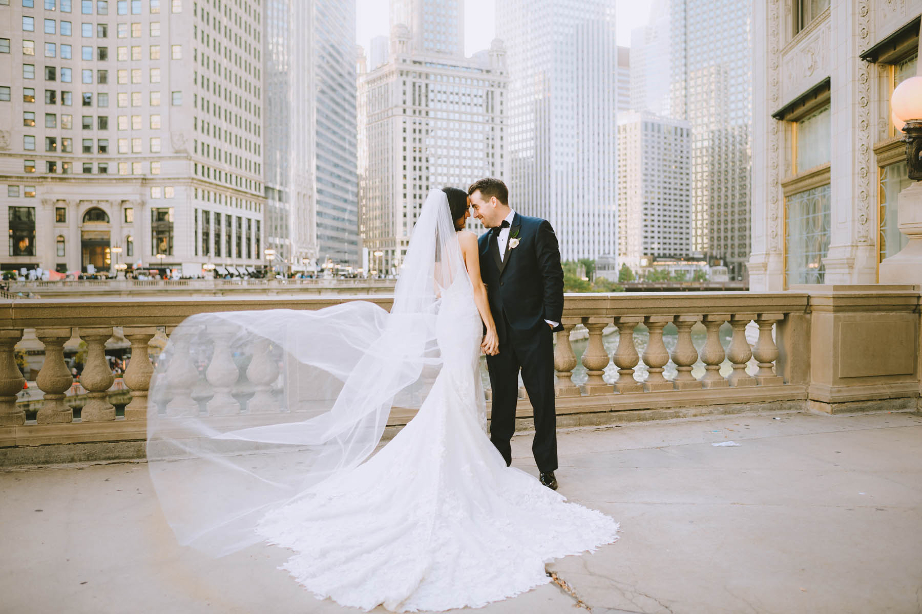 wrigley building wedding best light and bright chicago photographer