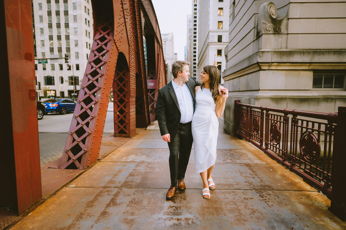 chicago bridge engagement shoot light and bright true color photographer