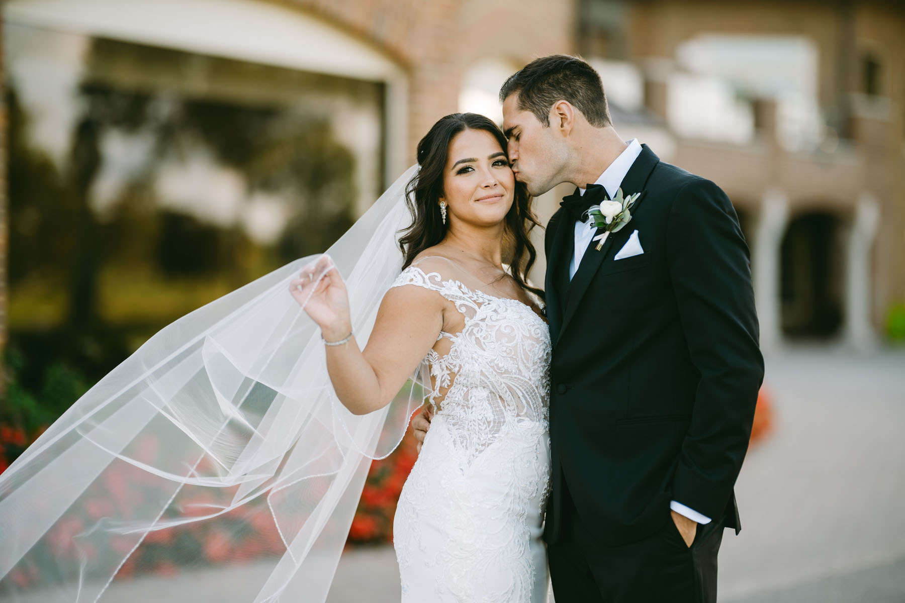 medinah country club wedding light and bright photography