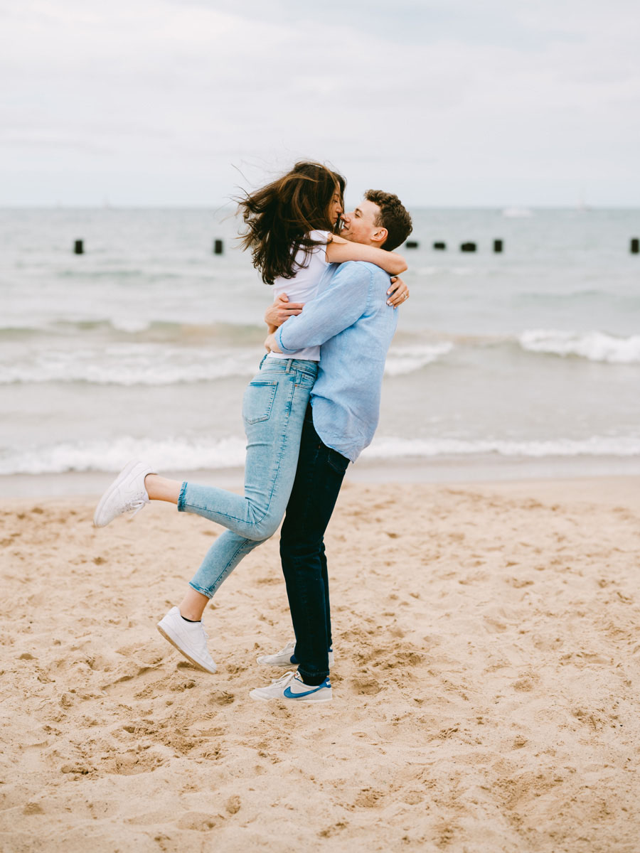 North Avenue jump in the lake engagement true color photography t-shirt & jeans