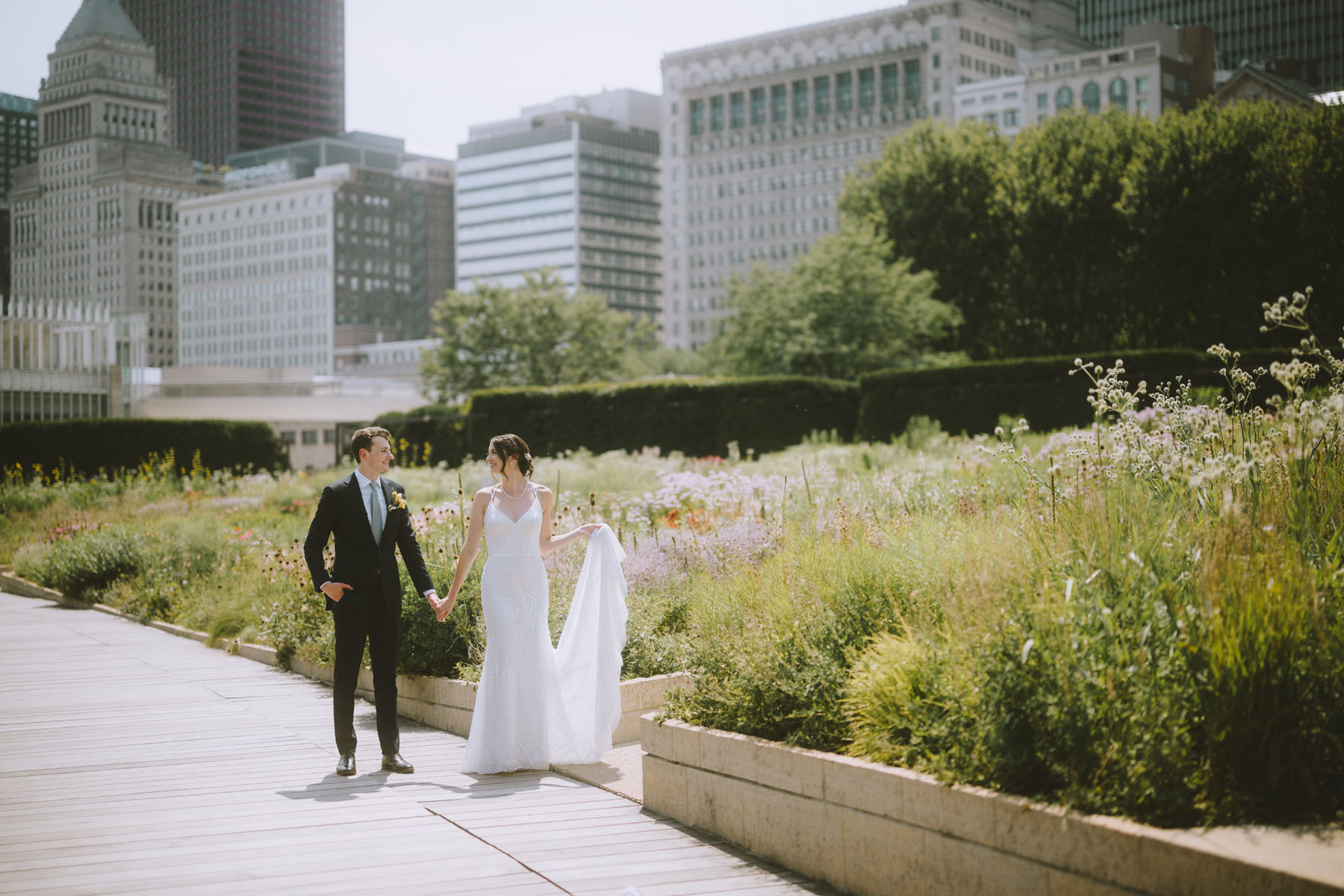 lurie garden wedding best light and bright chicago photographer