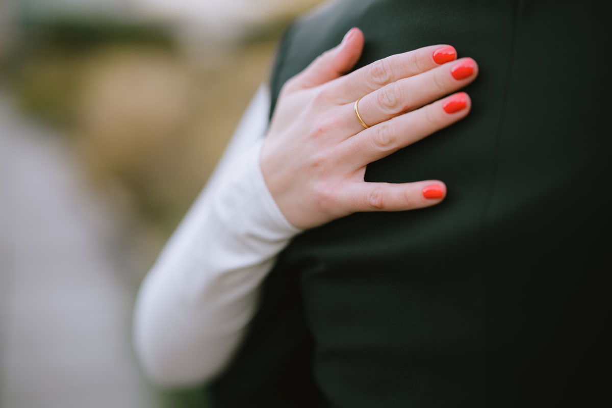 lurie garden fall engagement dreamy light and vibrant photographer